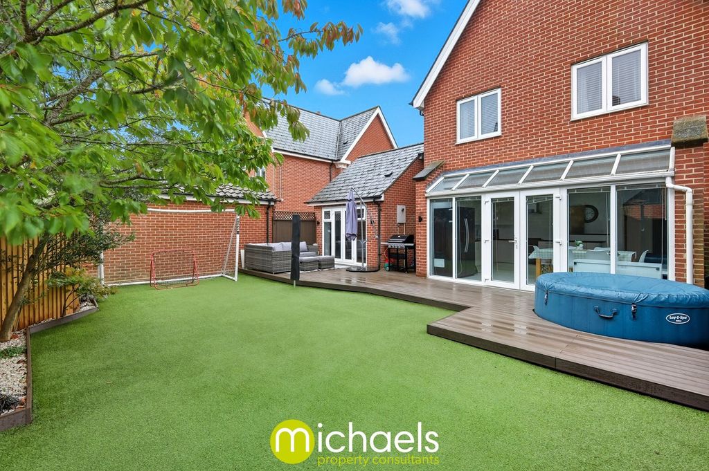 Property photo 3 of 31