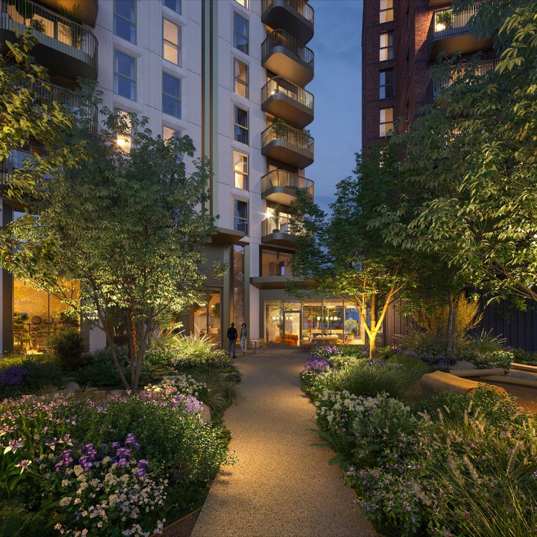 Property photo 3 of 18 External - Mansion And Garden.Jpg