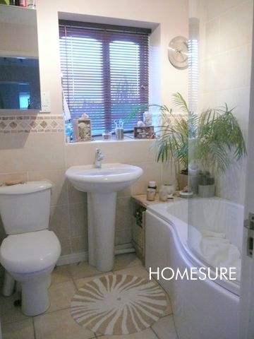 Property photo 3 of 5 Bathroom