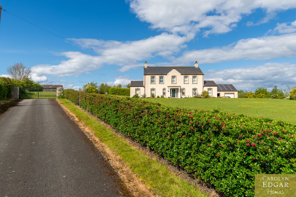 Property photo 2 of 65 020