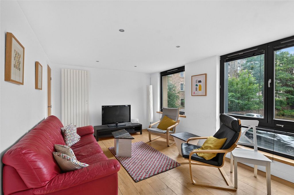 Property photo 3 of 17 Picture No. 81