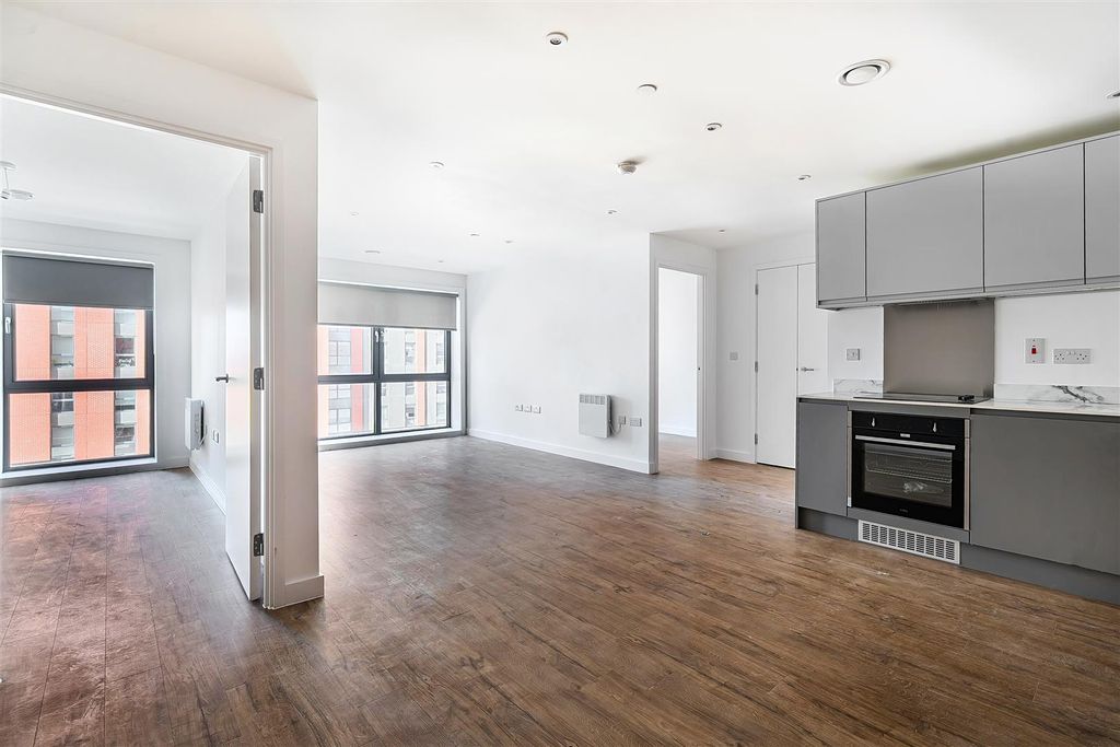 Property photo 1 of 13 1381192-4-6915Ba522E902-1.Jpg