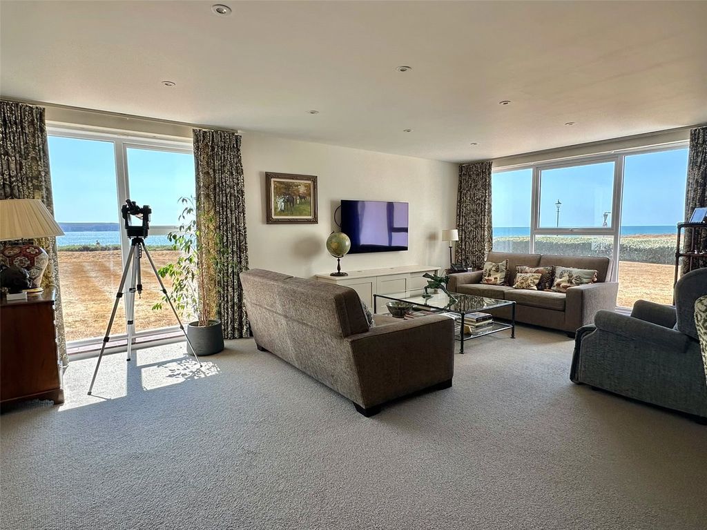 Property photo 3 of 21 Picture No. 29