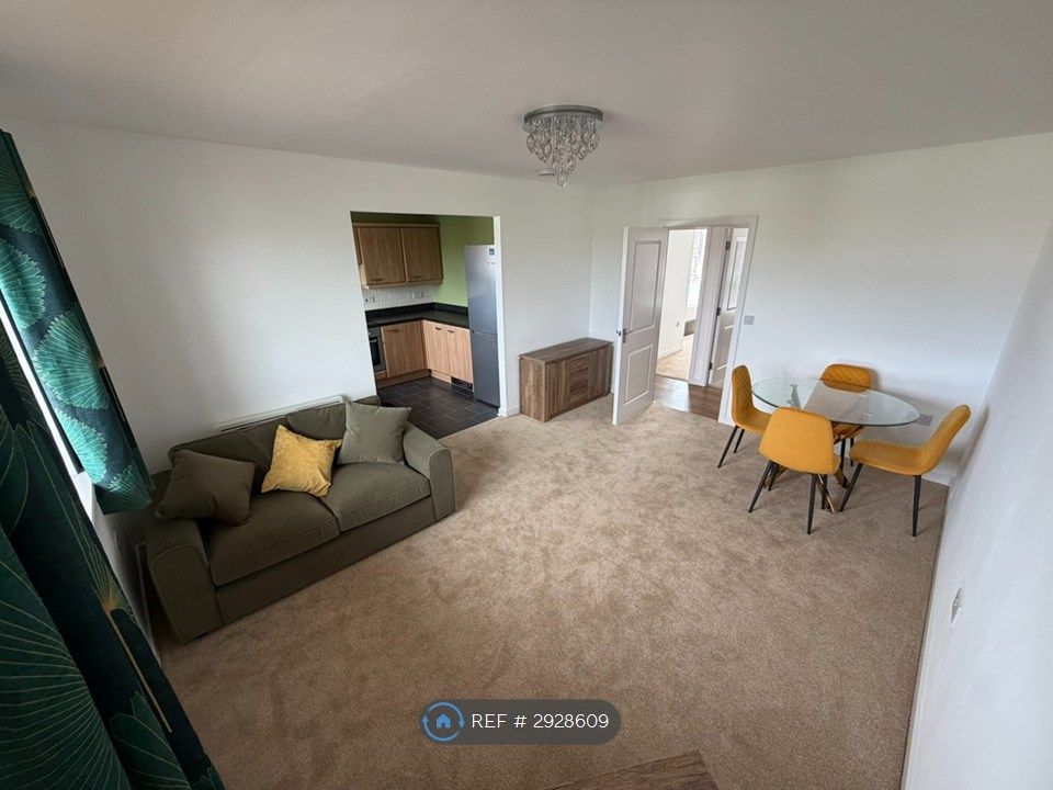Property photo 3 of 13 Living Room