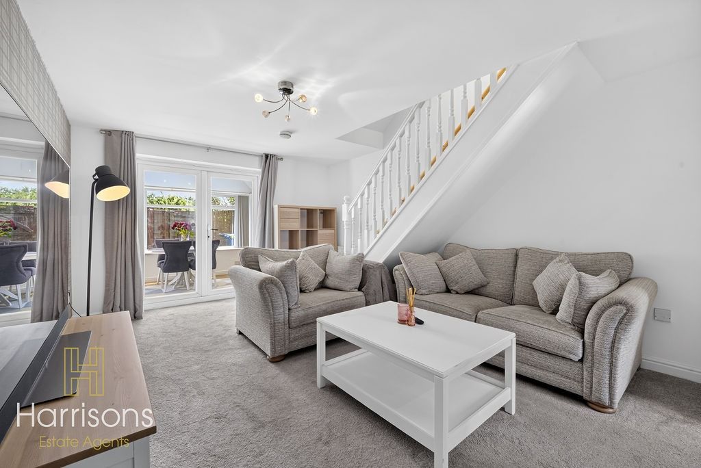 Property photo 3 of 25 5131609