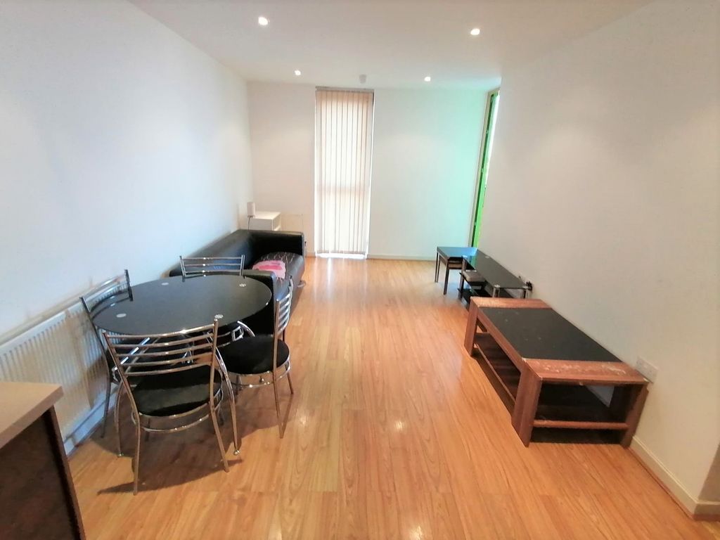 Property photo 3 of 7