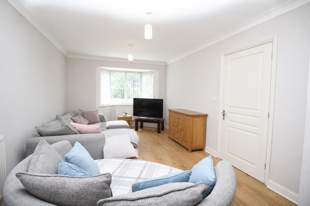 Property photo 2 of 16 c12E14c5-B184-4F92-B41d-ee239c3Beaa6.Png