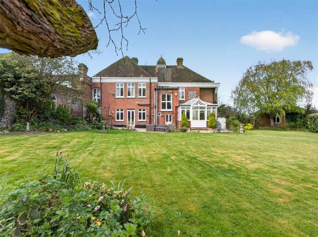 Property photo 1 of 65 P1283319.Jpg