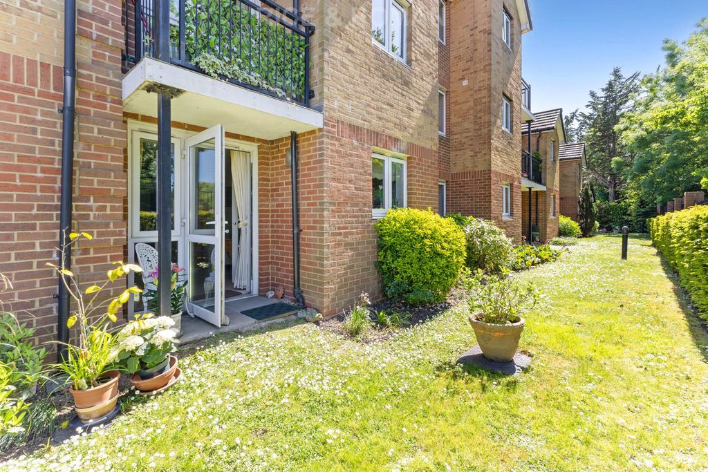 Property photo 1 of 15