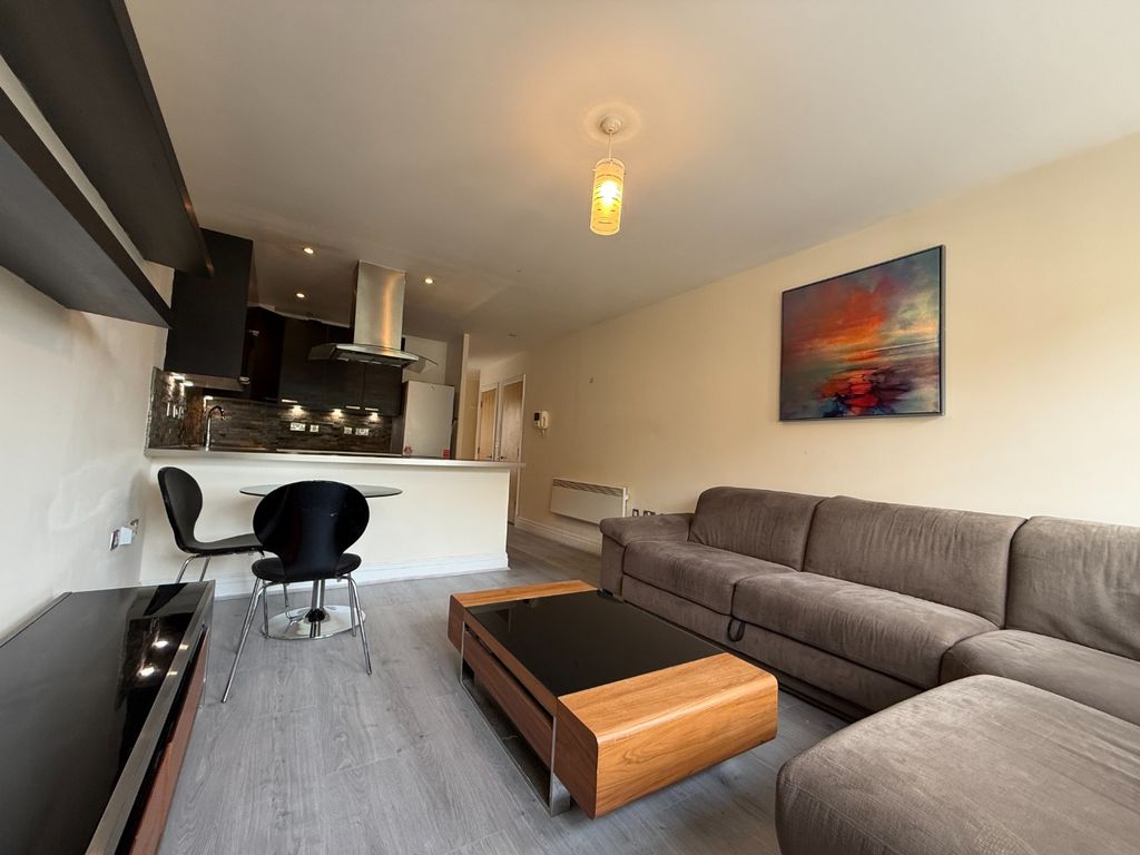 Property photo 2 of 14 1659382