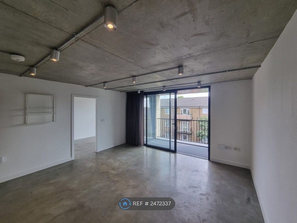 Property photo 3 of 22
