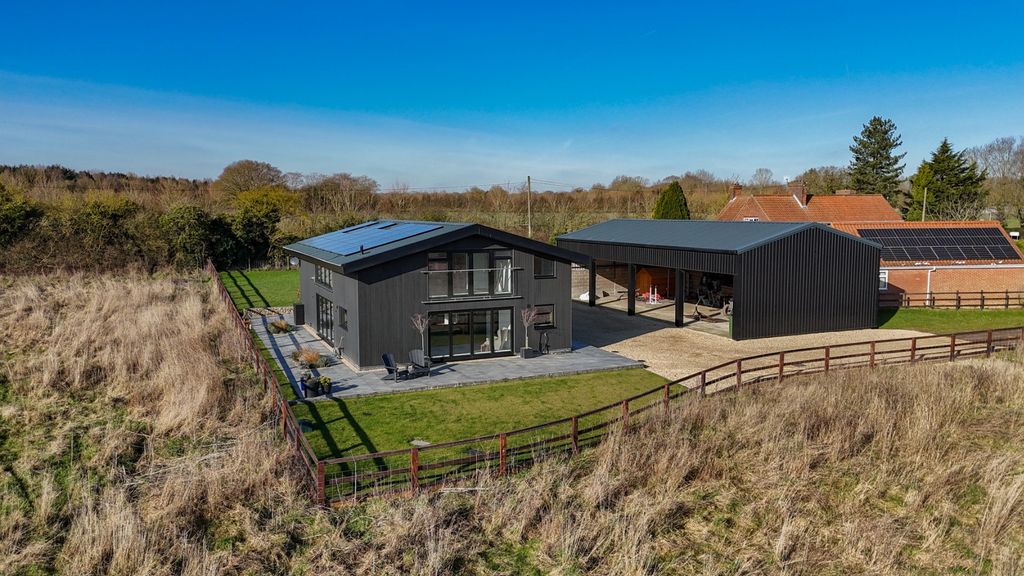 Property photo 1 of 50 3643263