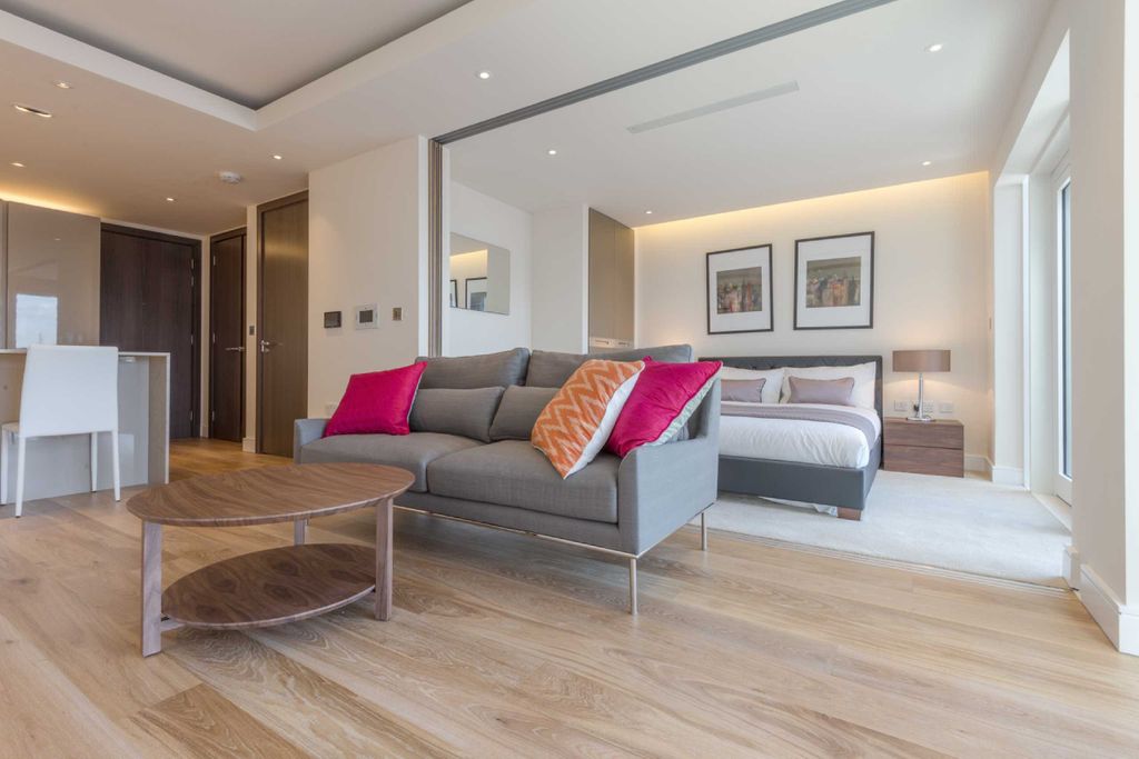 Property photo 1 of 12 Reception Room