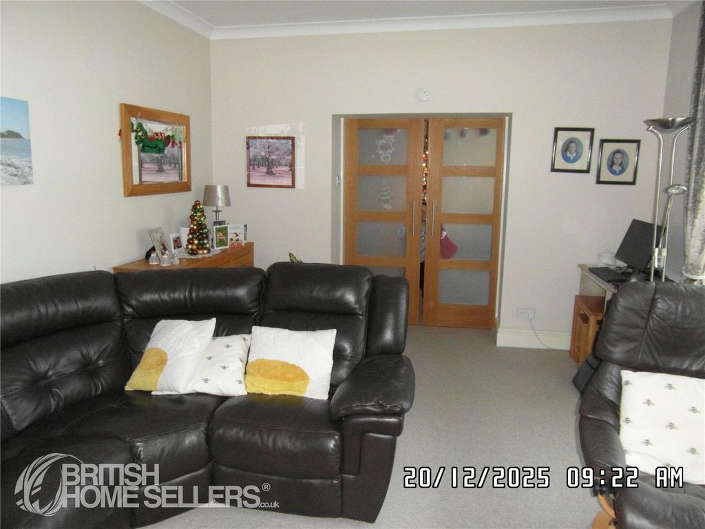 Property photo 3 of 23 Picture No. 19