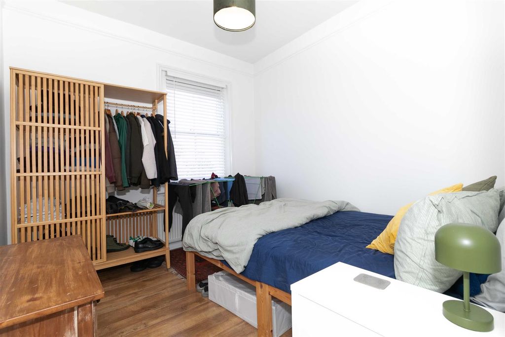 Property photo 2 of 6 Cowper-2.Jpg