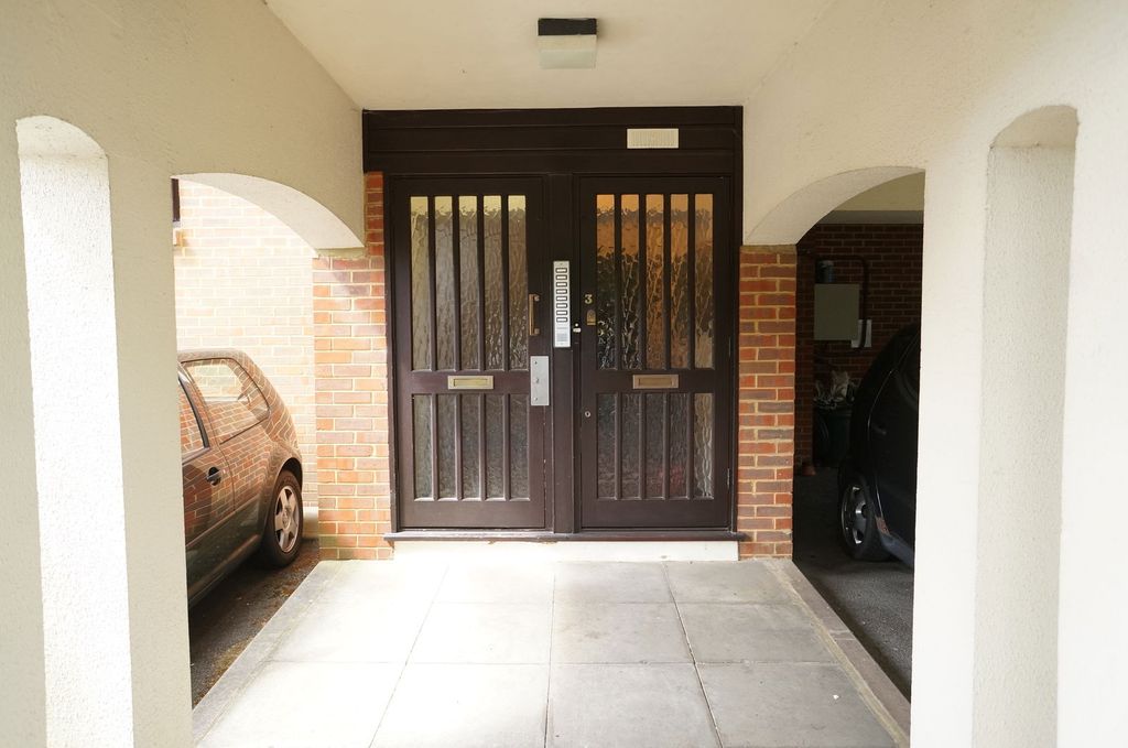 Property photo 3 of 7