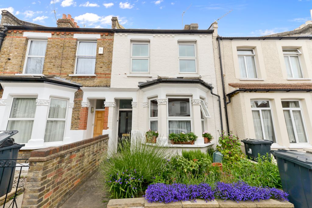 Property photo 1 of 6 1