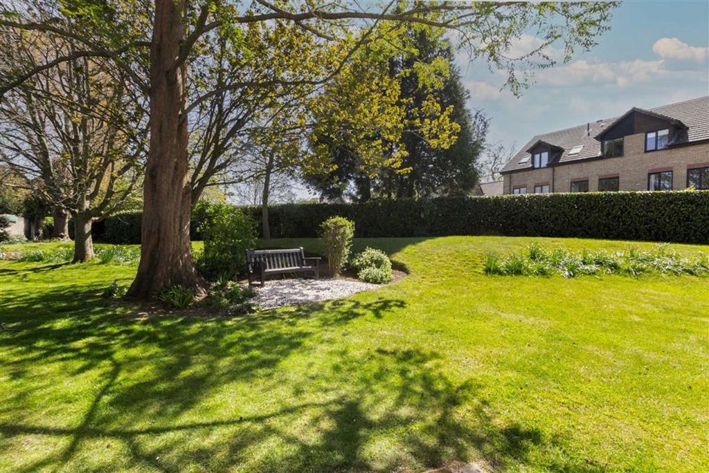 Property photo 1 of 5