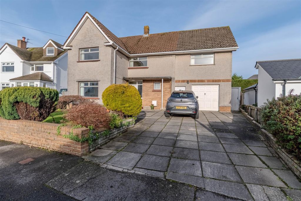 Property photo 1 of 32 Front