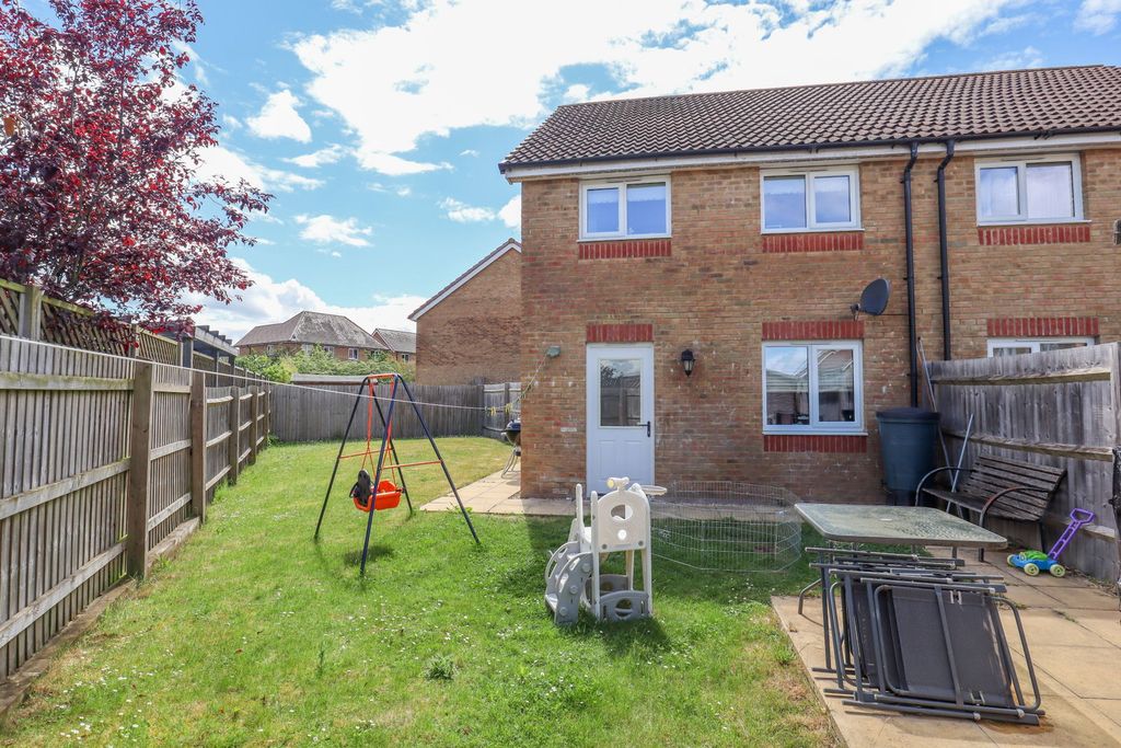 Property photo 3 of 12