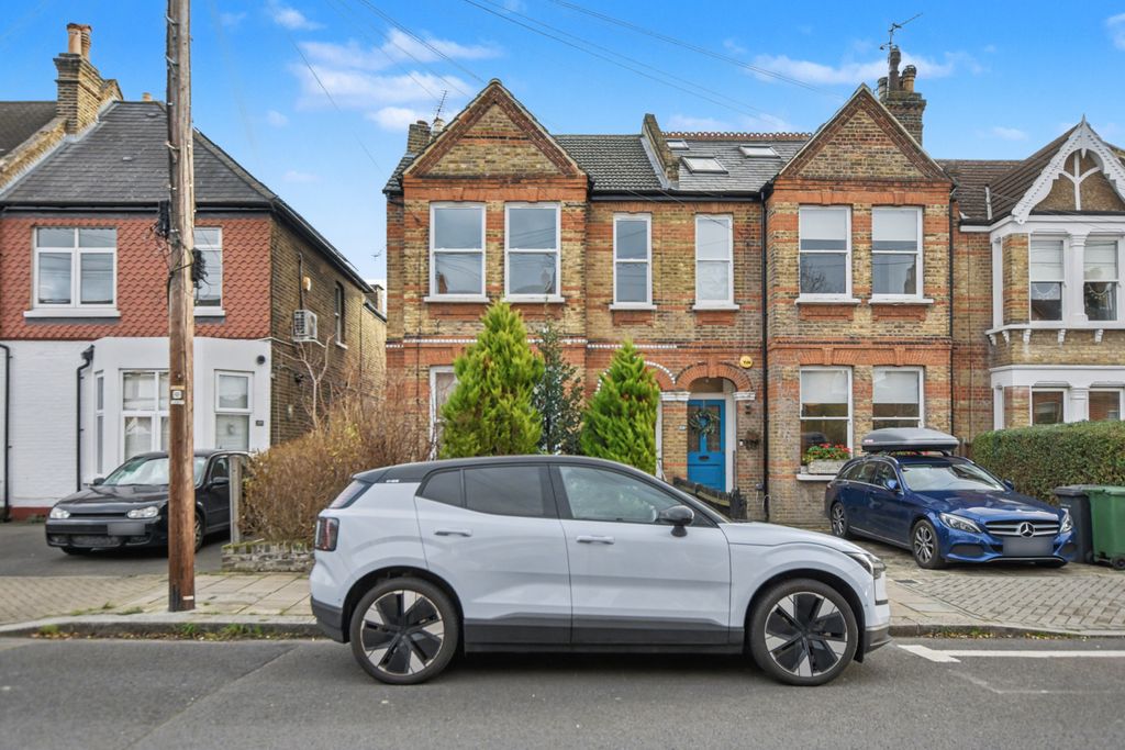 Property photo 1 of 13 57 Kilmorie Road, Forest Hill, London, Se23 2Ss