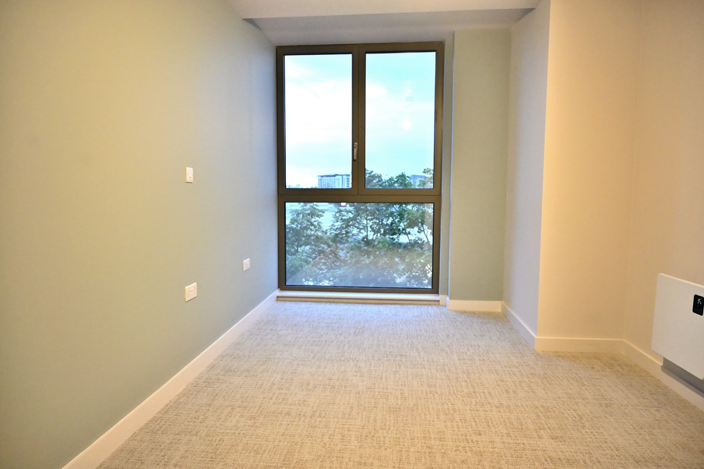 Property photo 3 of 5 Bedroom