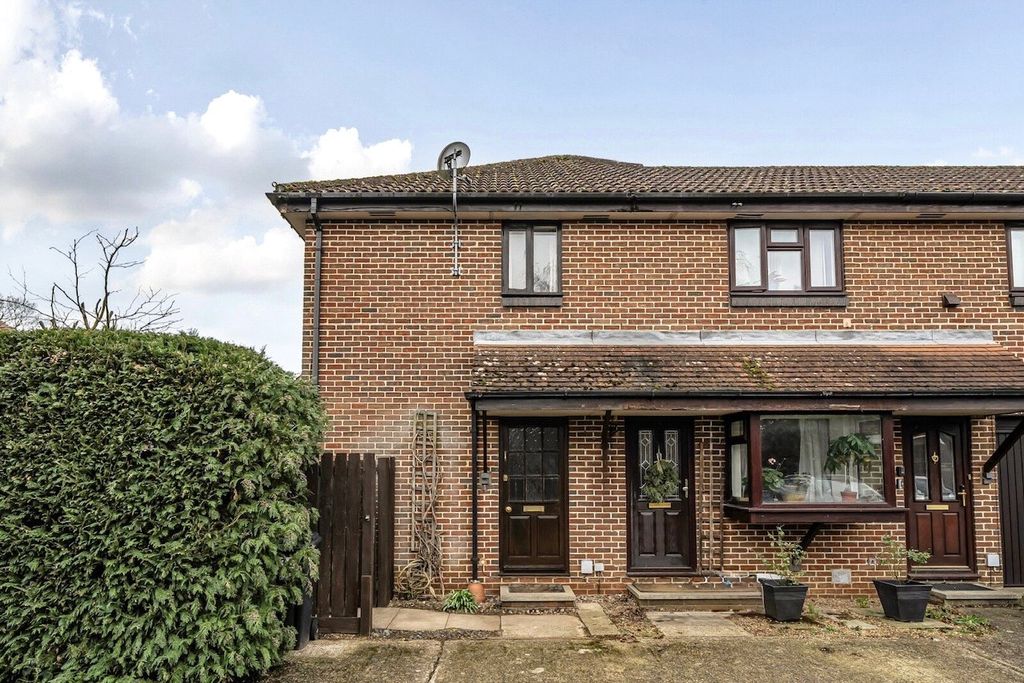 Property photo 1 of 12 Picture No. 17