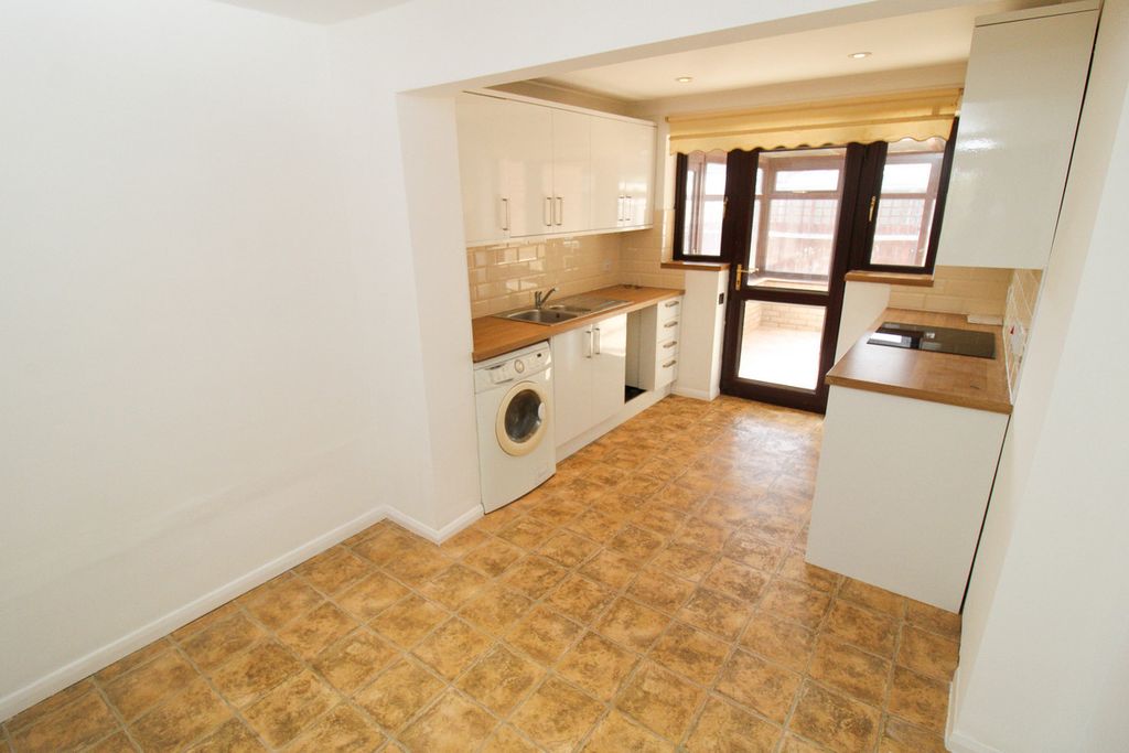 Property photo 3 of 23
