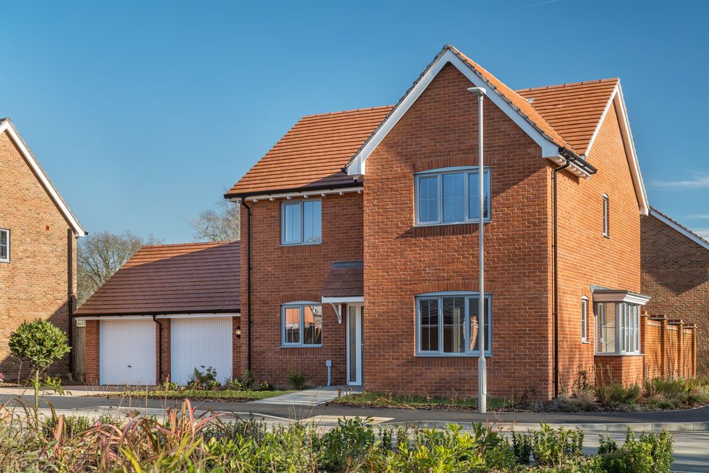 Property photo 1 of 11