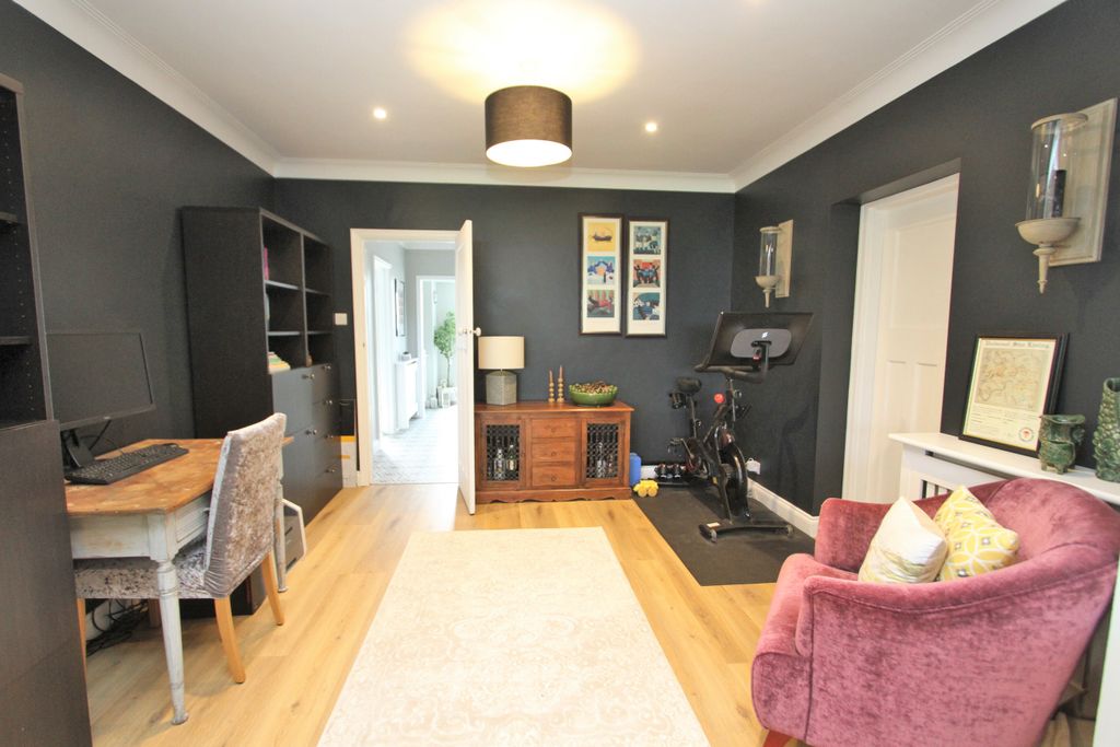 Additional image 17 of 5 bed detached house for salePrideaux Road, Eastbourne BN21