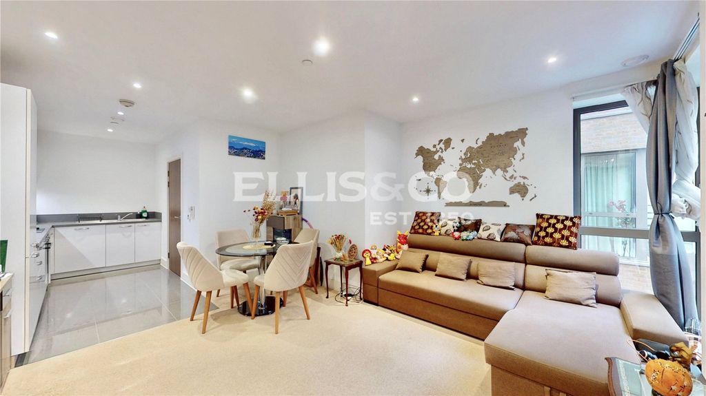 Property photo 3 of 10 Picture No. 17