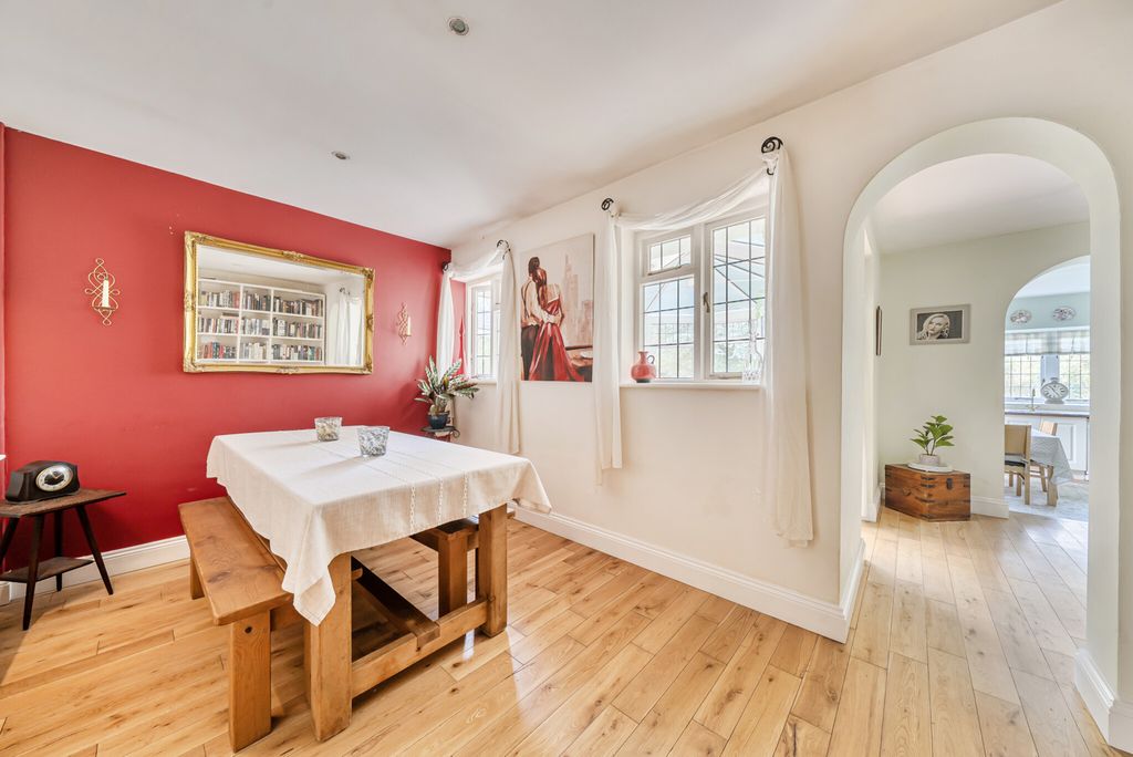 Property photo 3 of 29 1429412-15-69Bdb6...