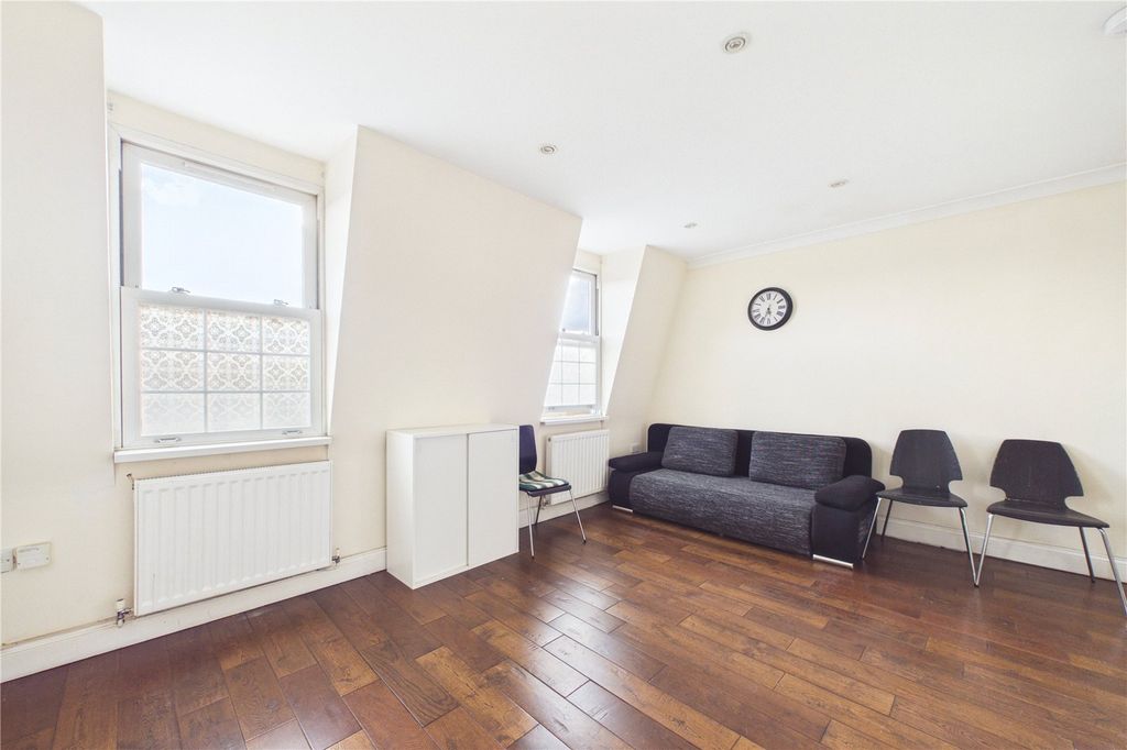Property photo 2 of 21 Picture No. 02