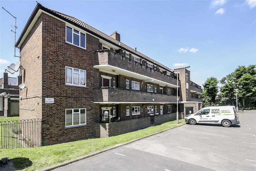 Property photo 1 of 7