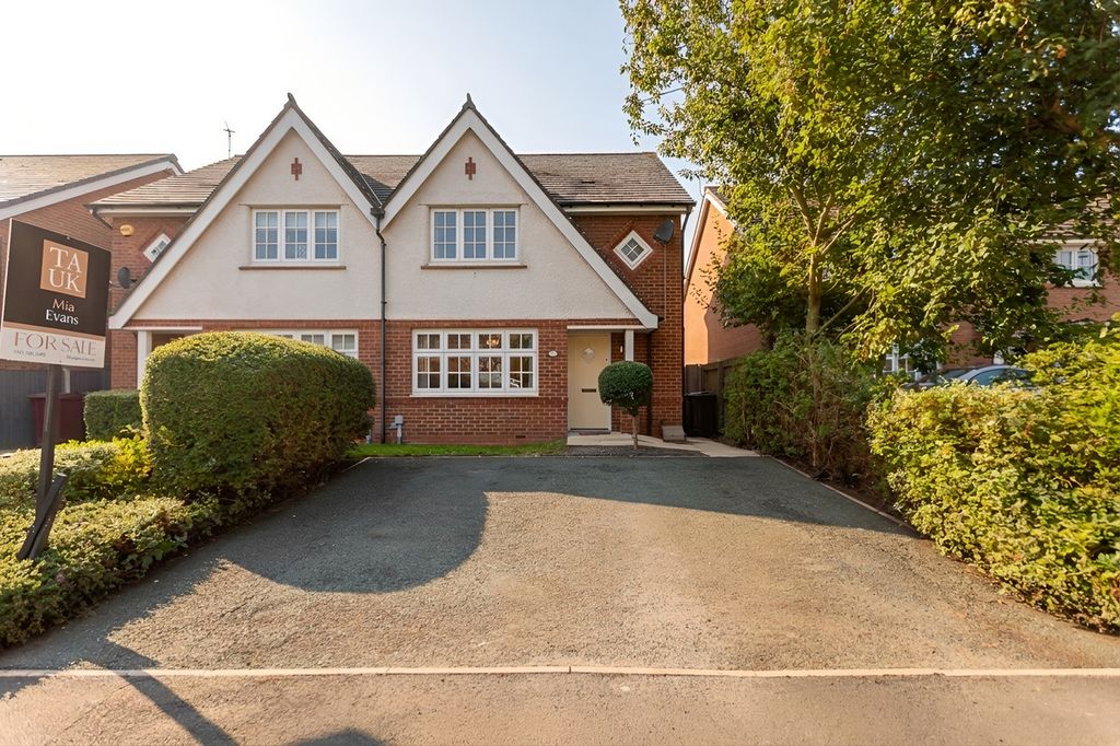 Property photo 1 of 37