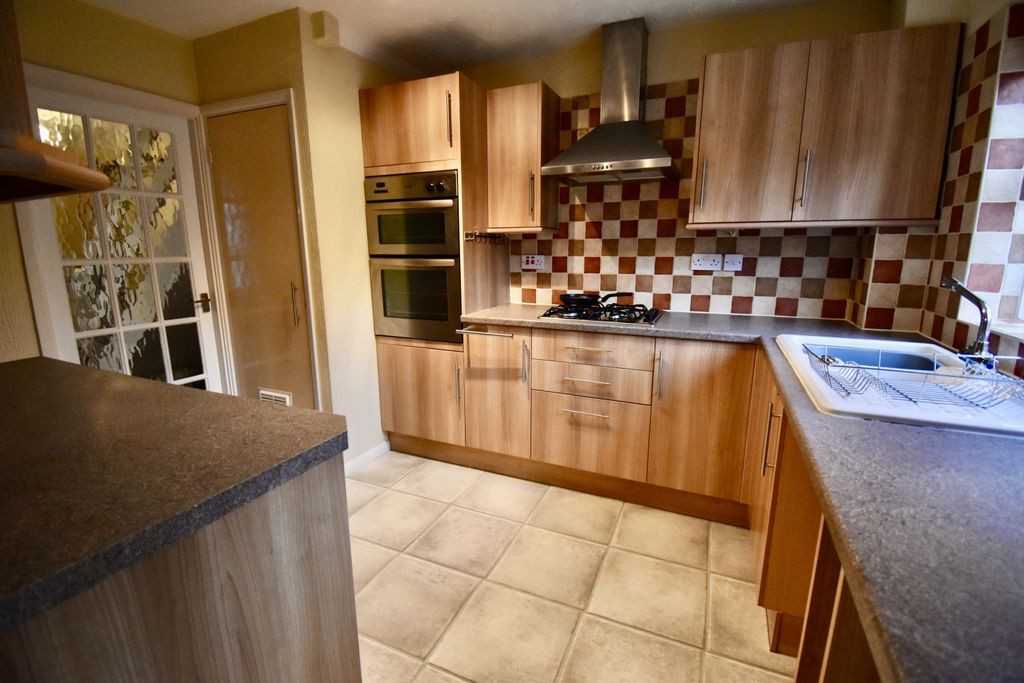 Property photo 3 of 12 Dsc_0611