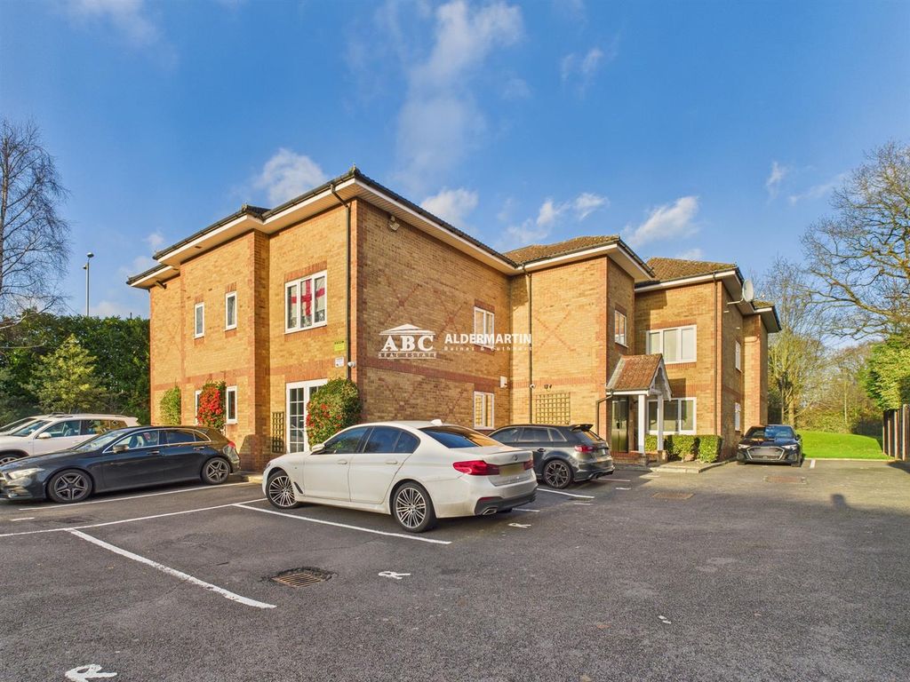 Property photo 1 of 8 Cam03827G0-Pr0117-Still001.Jpg