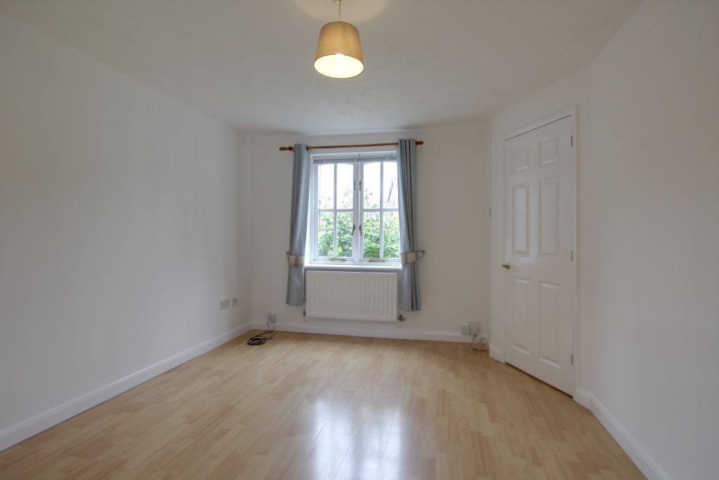 Property photo 3 of 7 Sitting Room