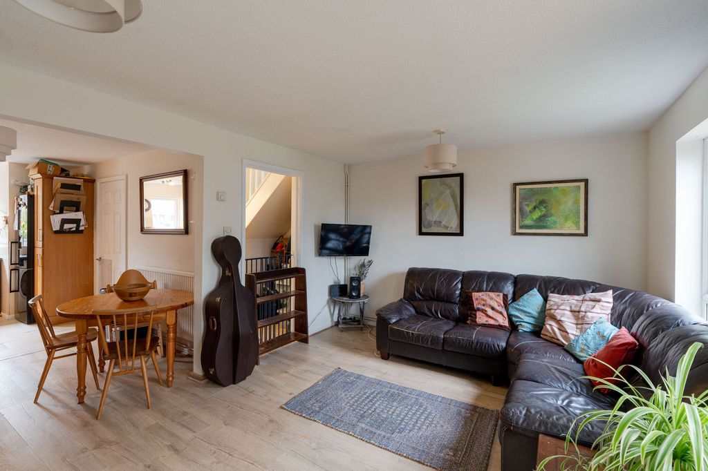 Property photo 3 of 14 Reception