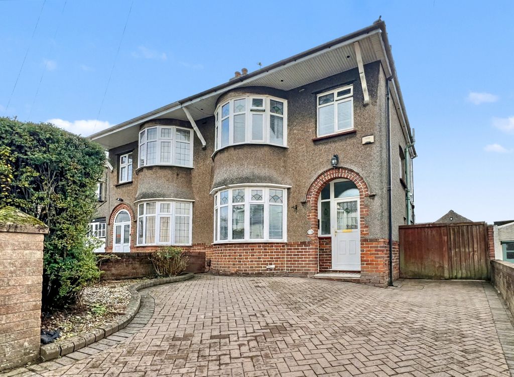 Property photo 1 of 24 Spacious 1930S Home