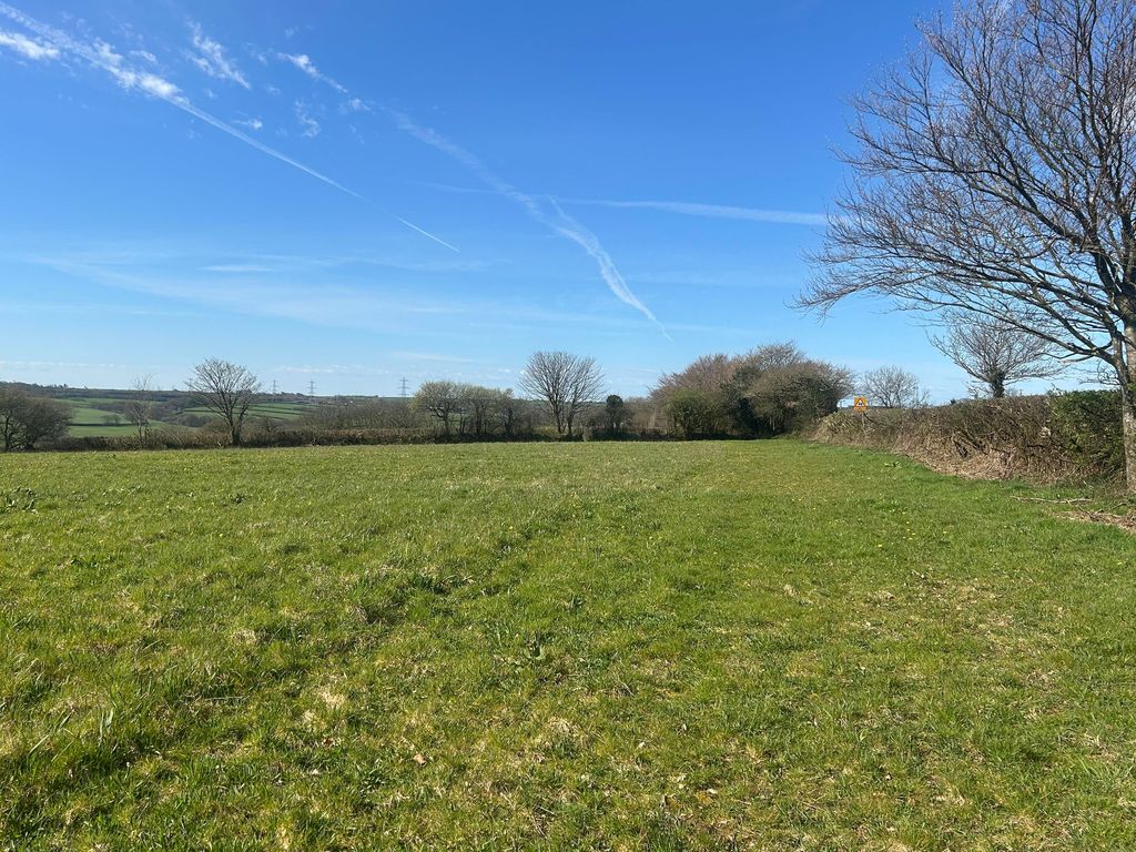 Property photo 1 of 6