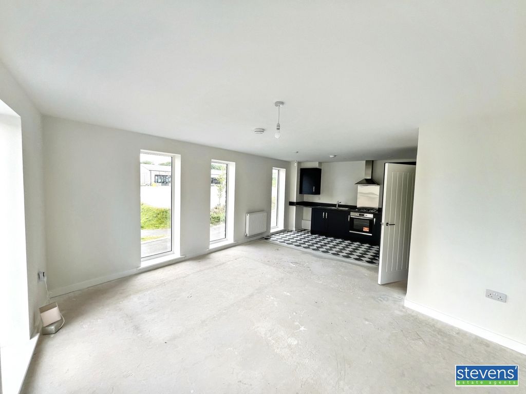 Property photo 3 of 10 Img_0681