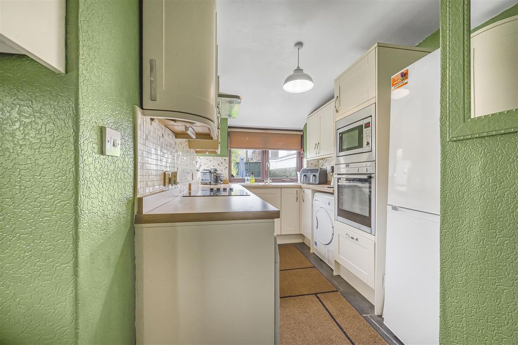 Additional image 8 of 3 bed semi-detached house for saleFairwater Grove West, Fairwater, Cardiff CF5