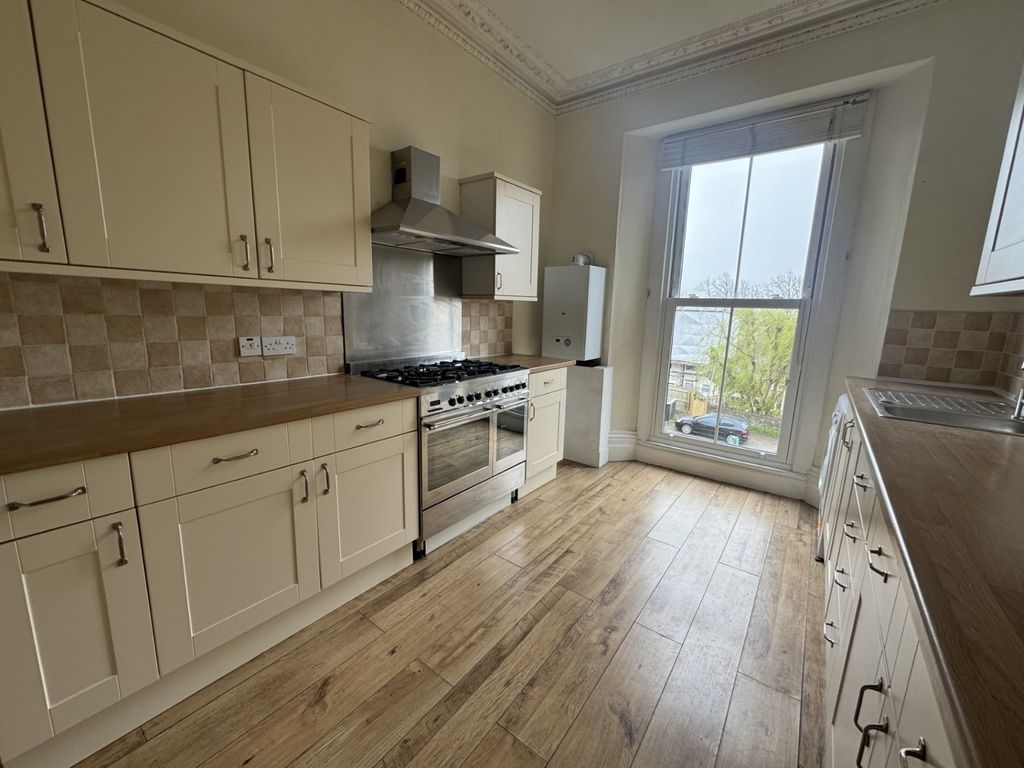 Additional image 5 of 1 bed flat to rentSouth Road, Portishead, Bristol BS20