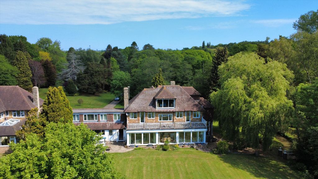 Property photo 1 of 17 Image