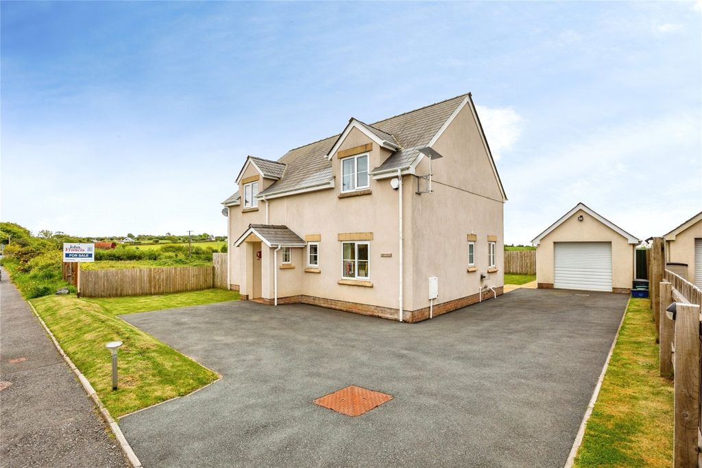 Property photo 2 of 21 Picture No. 42