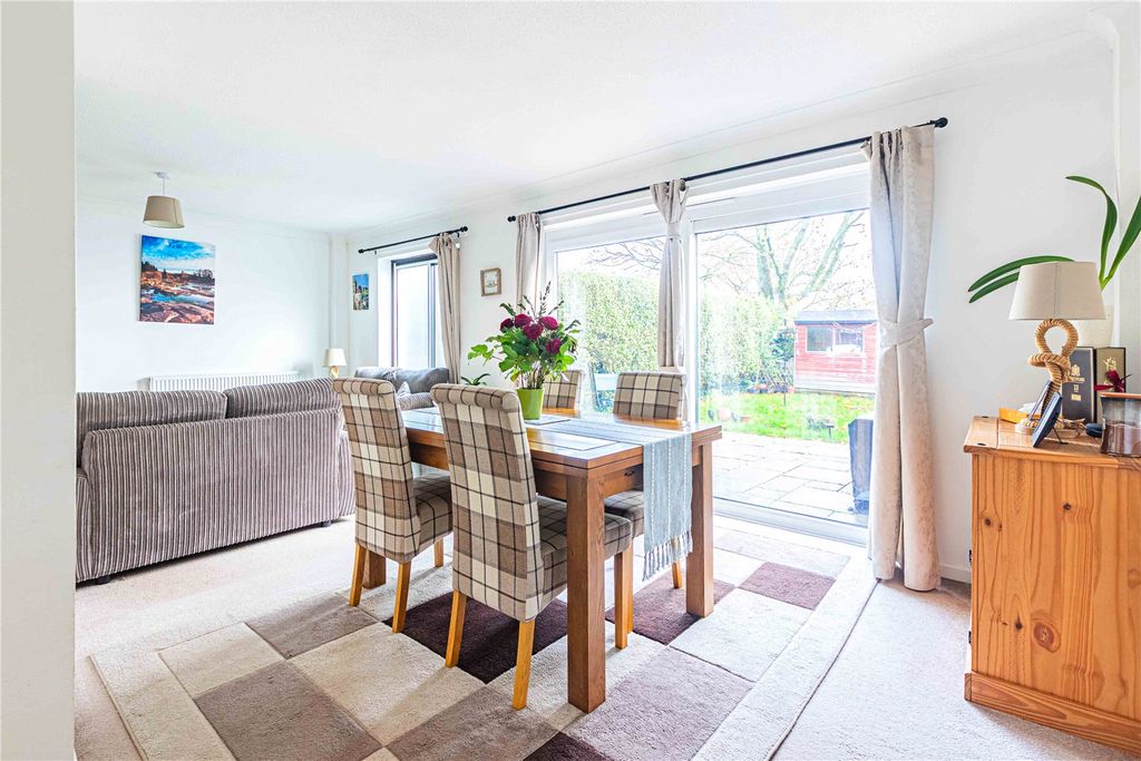 Property photo 3 of 12 Picture No. 13