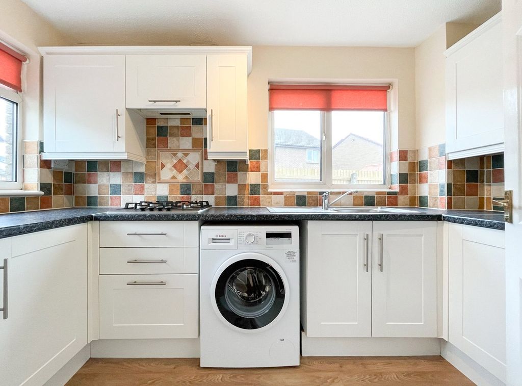 Property photo 2 of 14 Kitchen