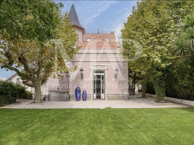 Property photo 1 of 41