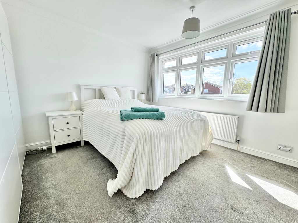 Property photo 3 of 14 Photo 1